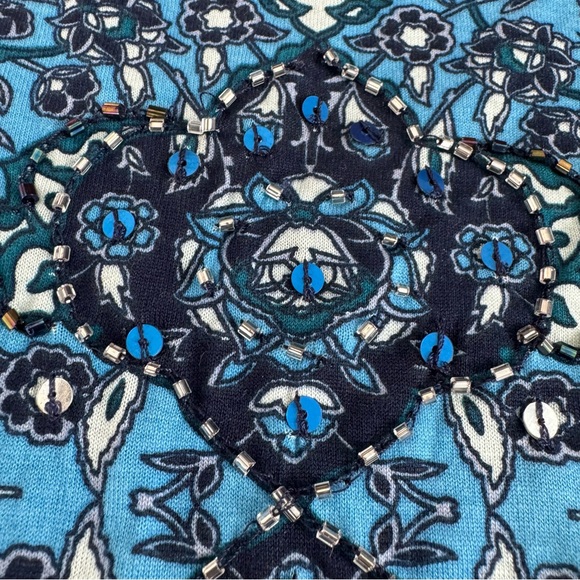 ❤️3/$30 Bila Beaded/Sequin Top - Picture 4 of 10